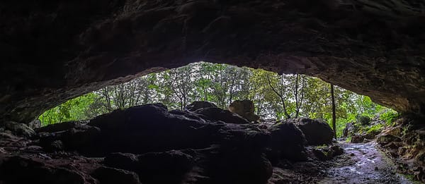 Grotta all'Onda - Vista dall'interno della grotta